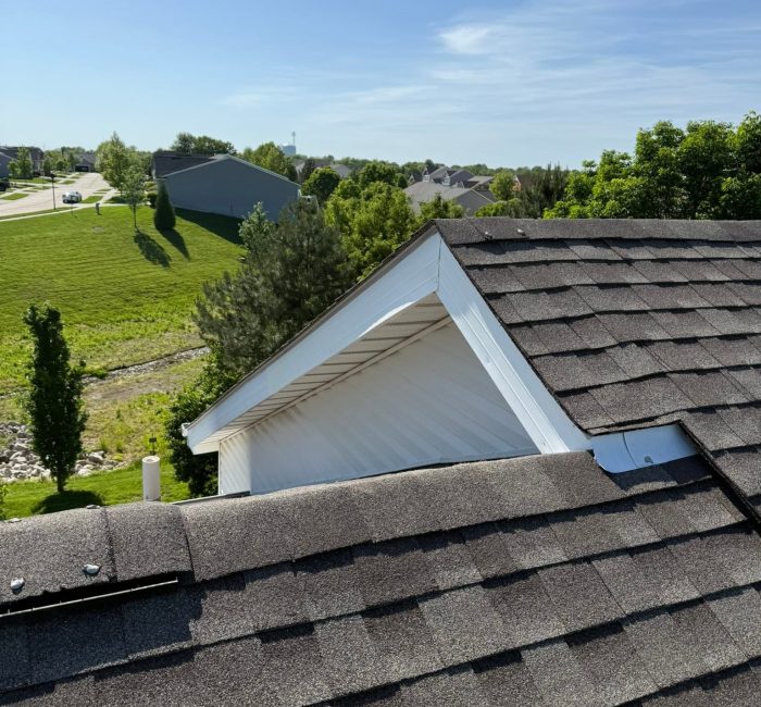 Roof Hail Repair vs Full Roof Replacement